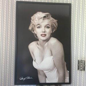 Framed Marilyn Monroe Poster🤩